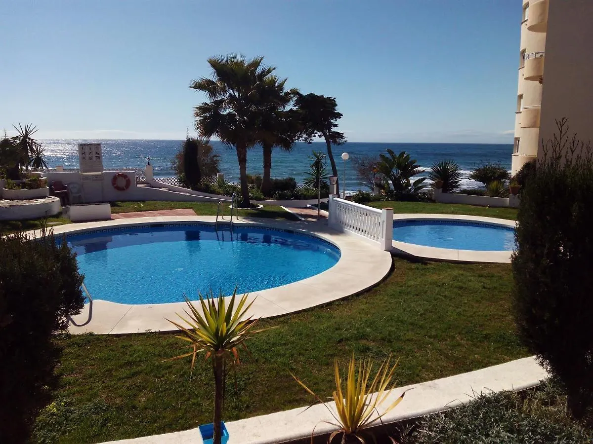 Bonito Estudio Mijas Urb.Primera Linea De Playa Sitio de Calahonda