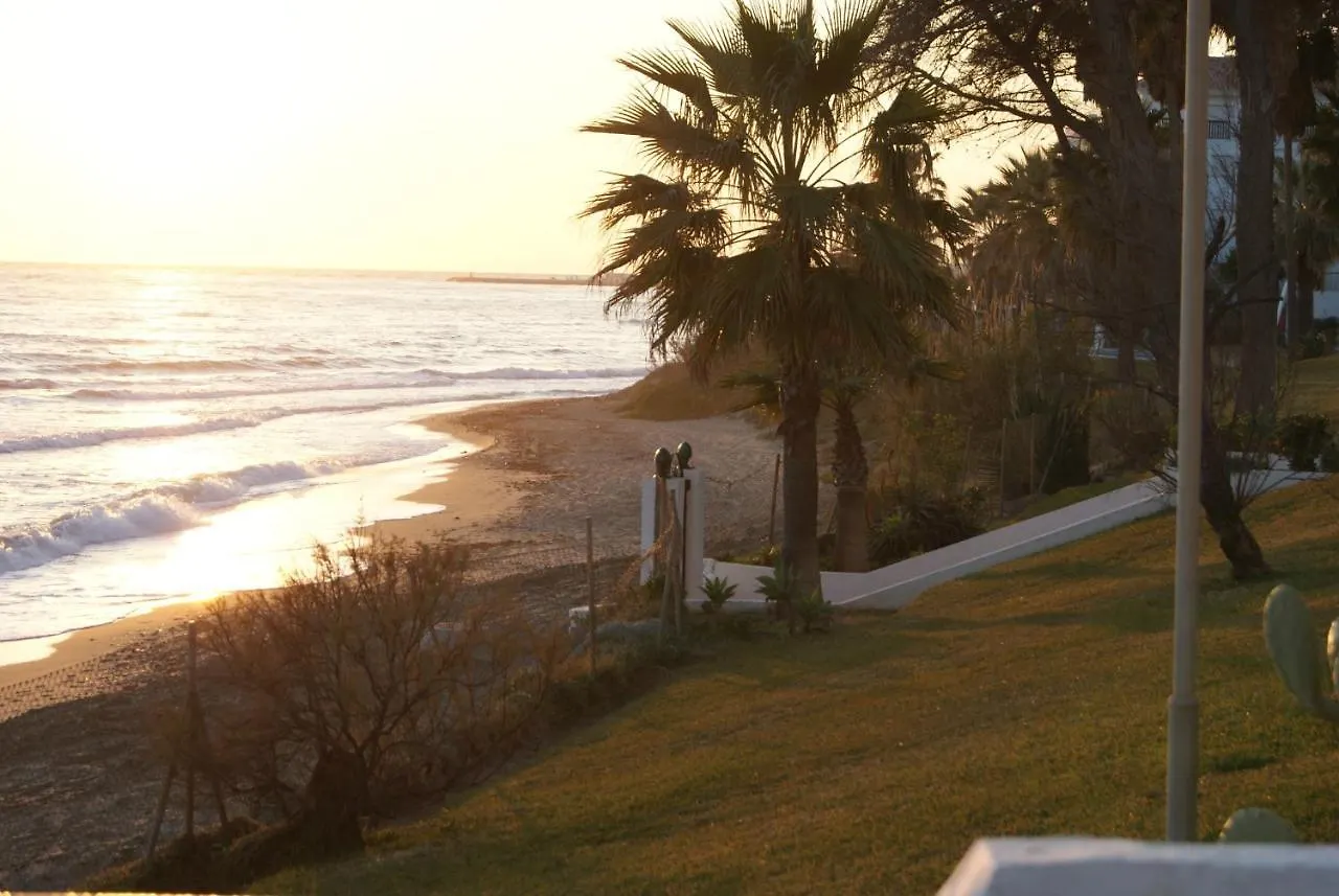 Bonito Estudio Mijas Urb.Primera Linea De Playa Sitio de Calahonda Spain