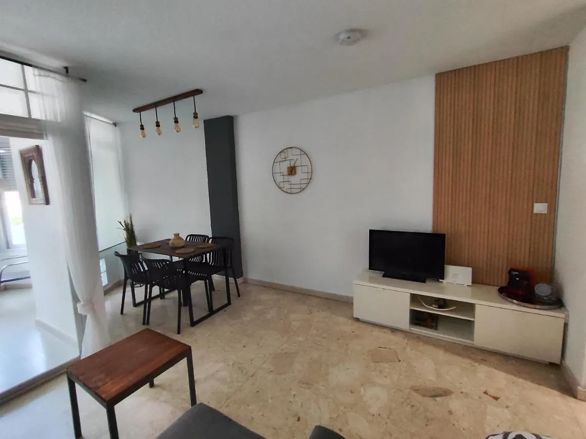 Bonito Estudio Mijas Urb.Primera Linea De Playa Sitio de Calahonda