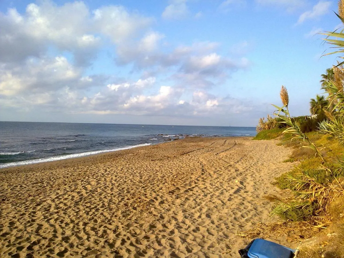 Bonito Estudio Mijas Urb.Primera Linea De Playa Sitio de Calahonda 0*,